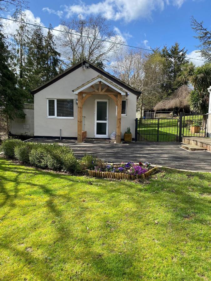 Chase Bungalow Billericay Exterior photo